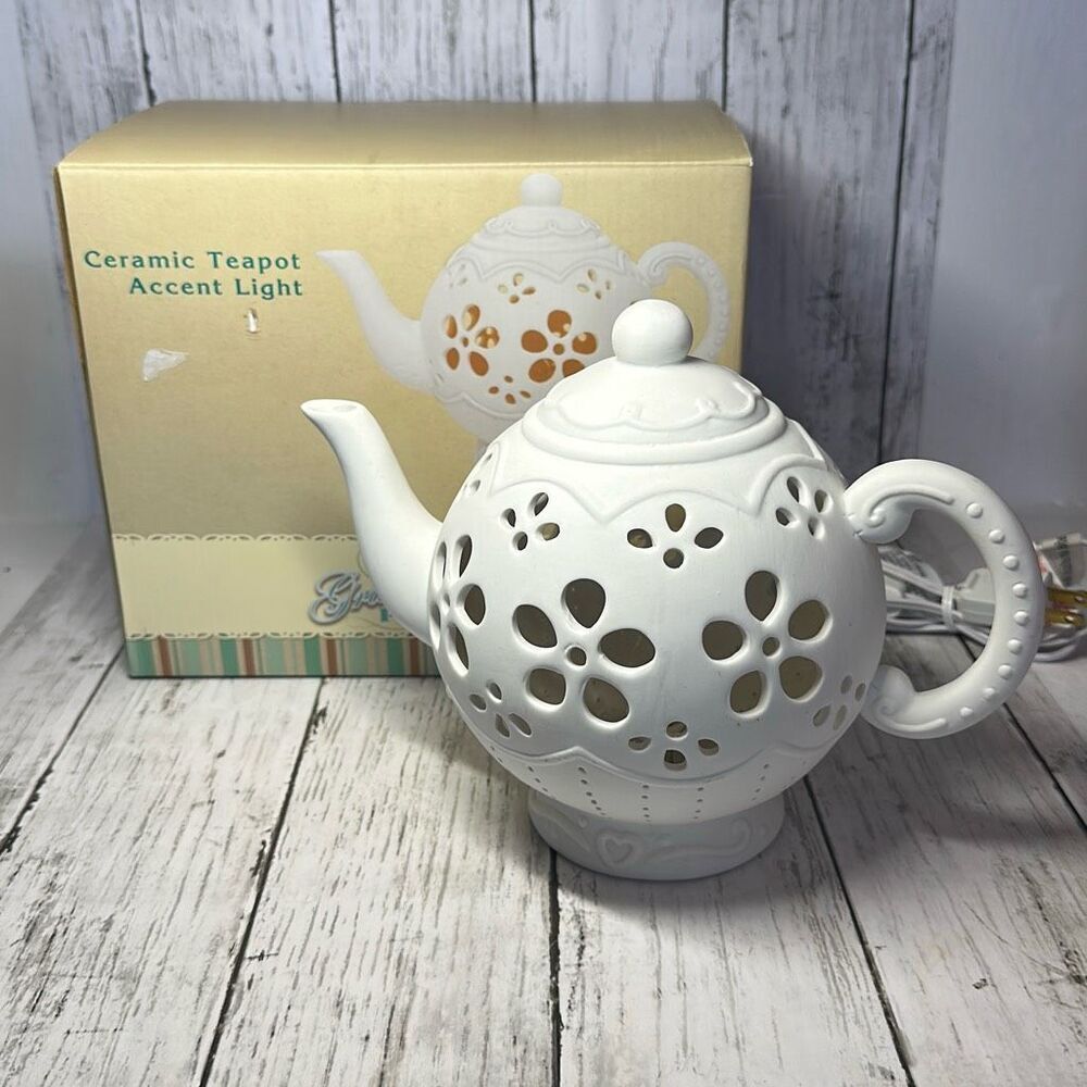Cracker Barrel‎ White Ceramic Teapot Accent Light in Box